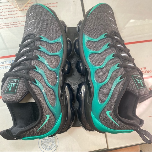 🆕 Nike Air VaporMax Plus 'Eagles' - Picture 10 of 13